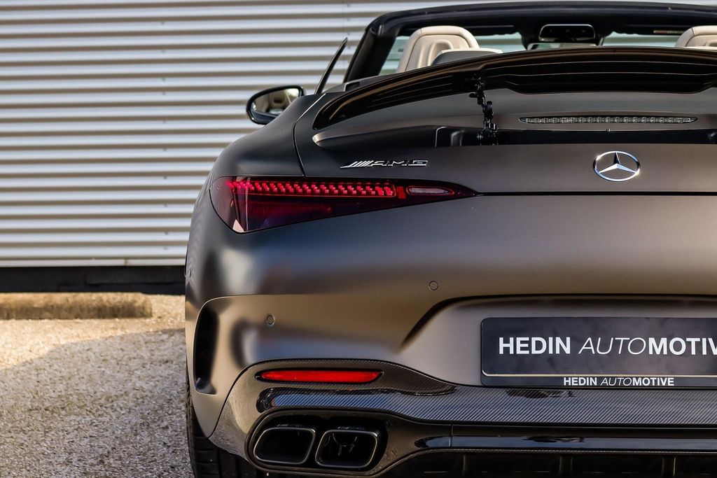 Mercedes-Benz SL 63 AMG 2025