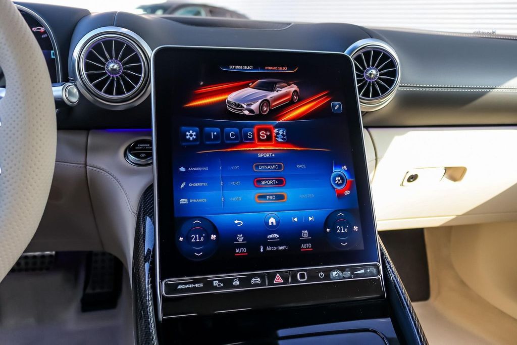 Mercedes-Benz SL 63 AMG 2025