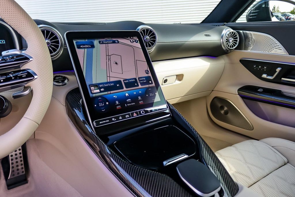 Mercedes-Benz SL 63 AMG 2025