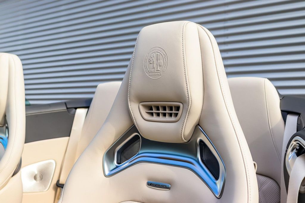 Mercedes-Benz SL 63 AMG 2025