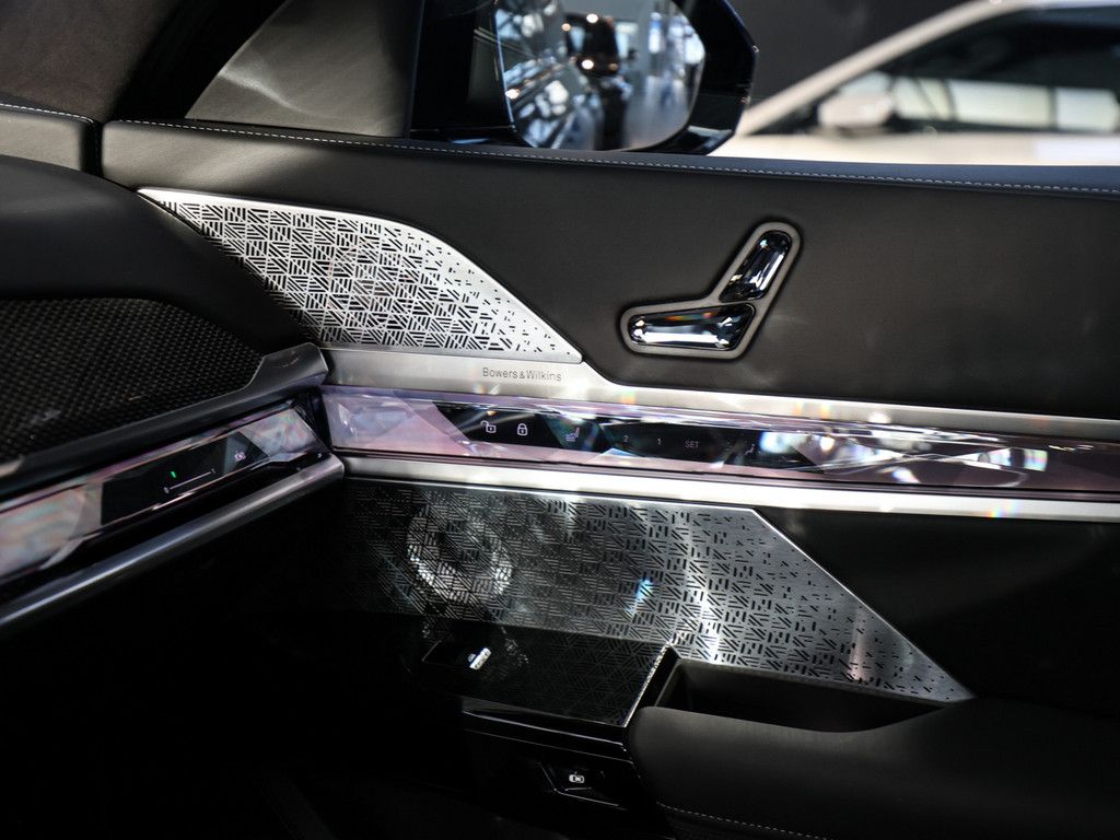 BMW i7 2024