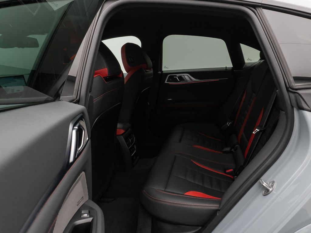 BMW i4 2024