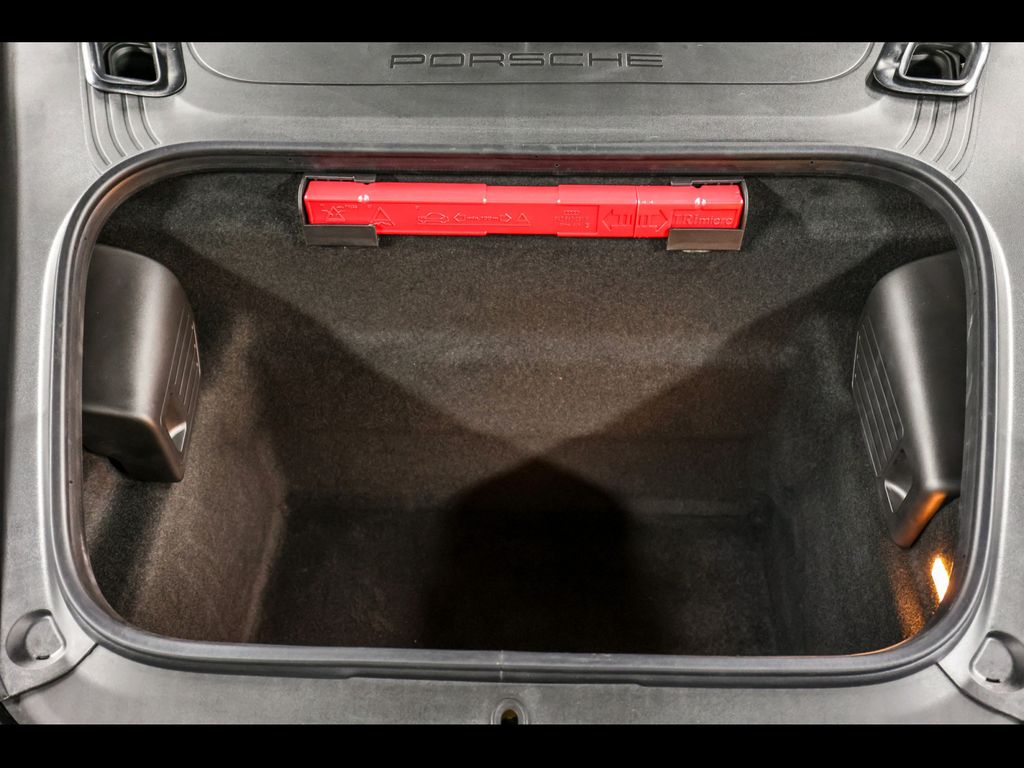 Porsche Boxster 2024