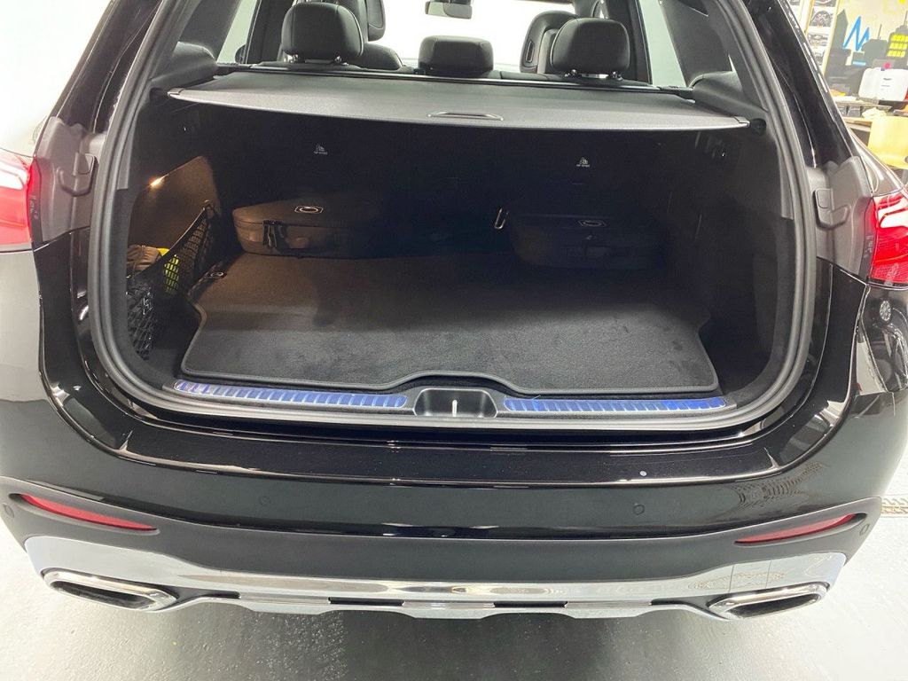 Mercedes-Benz GLC 300 2026