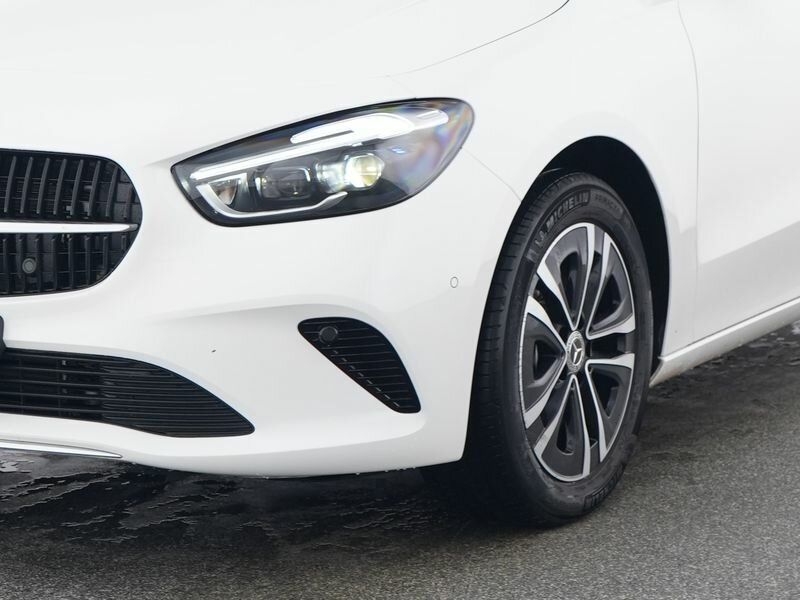 Mercedes-Benz B 250 2025