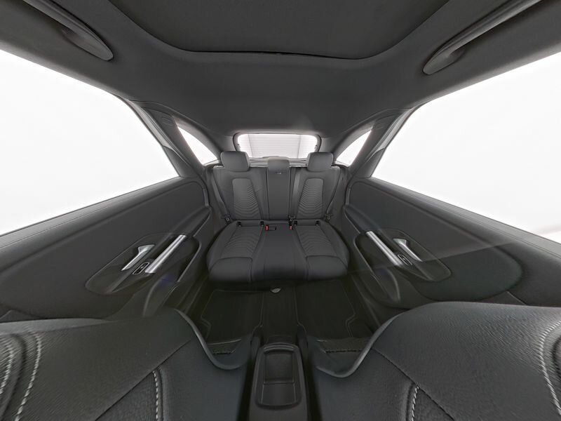 Mercedes-Benz B 250 2025