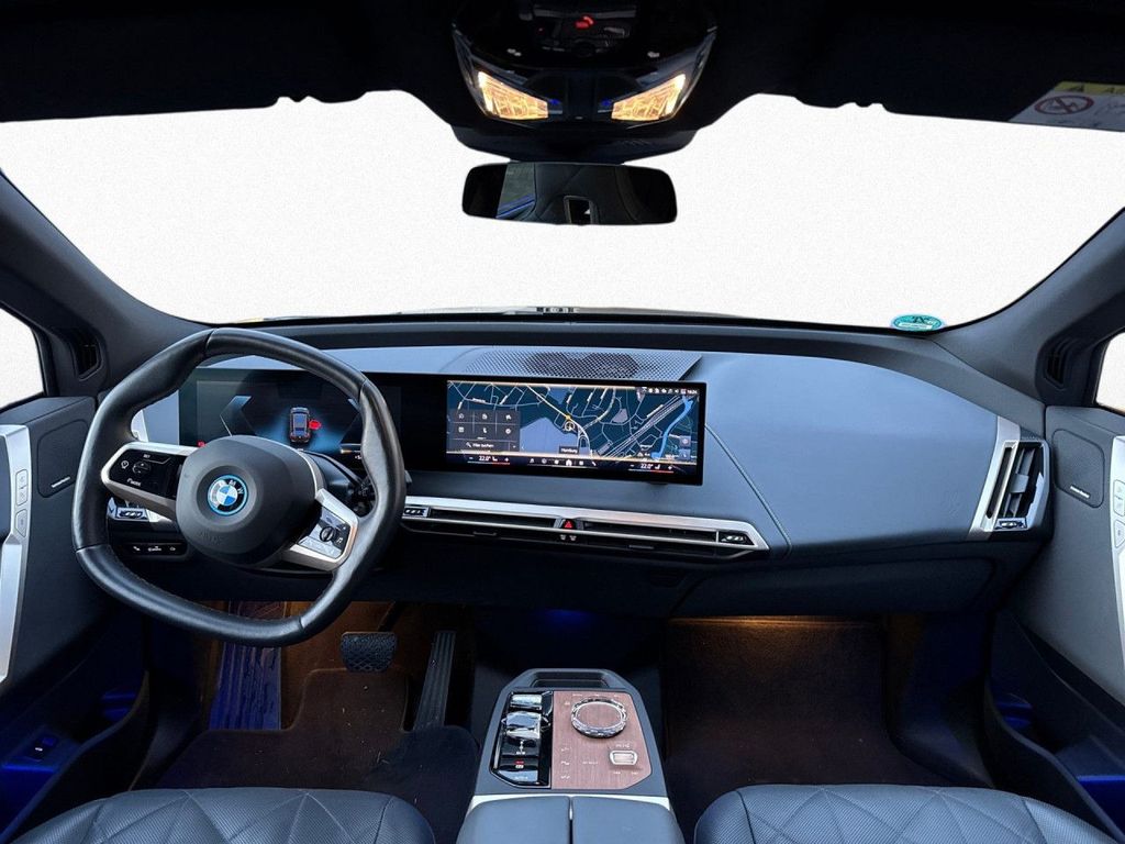 BMW iX 2023