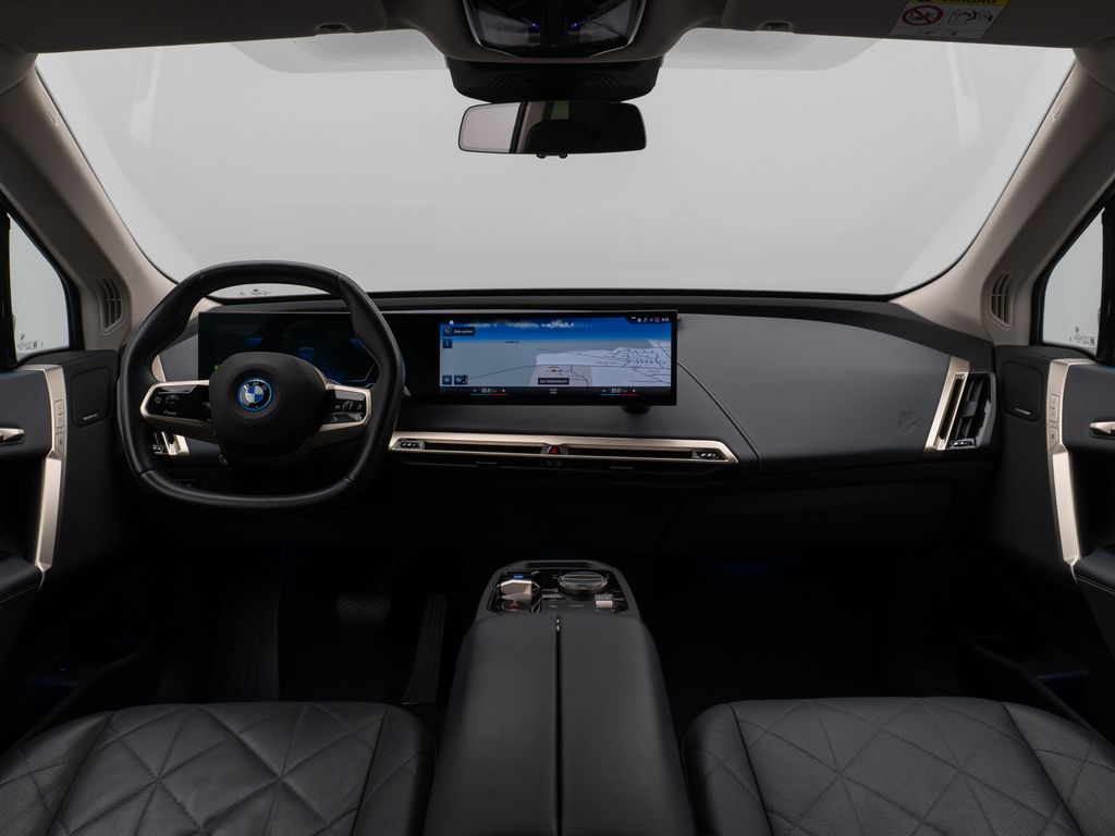 BMW iX 2022