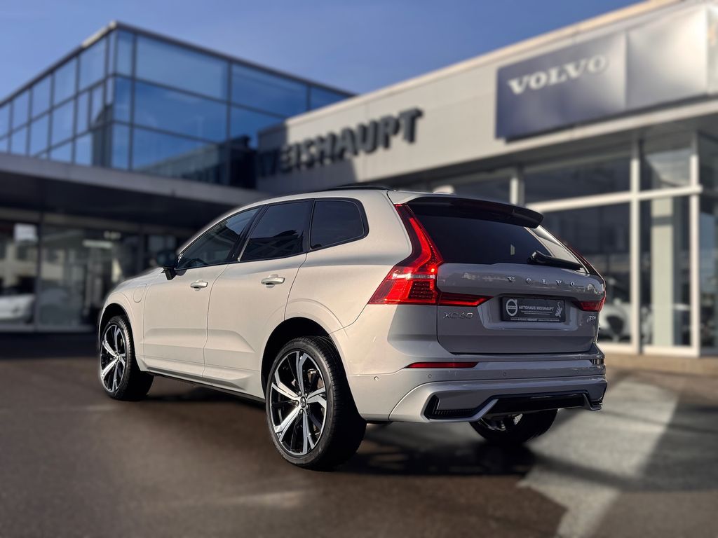 Volvo XC60 2025