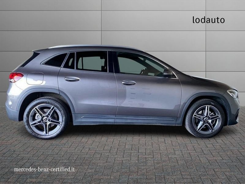 Mercedes-Benz GLA 250 2023
