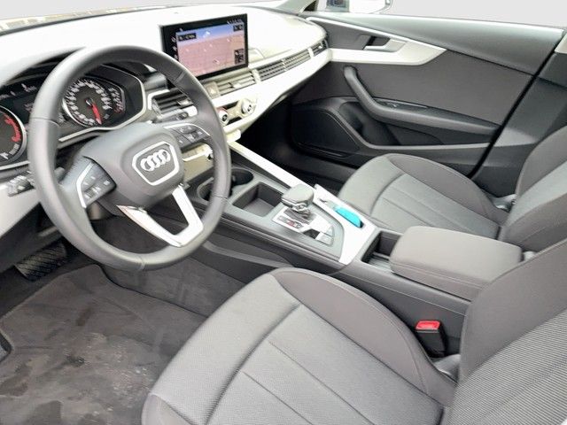 Audi A4 2024