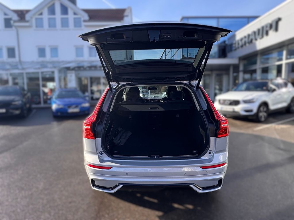Volvo XC60 2025
