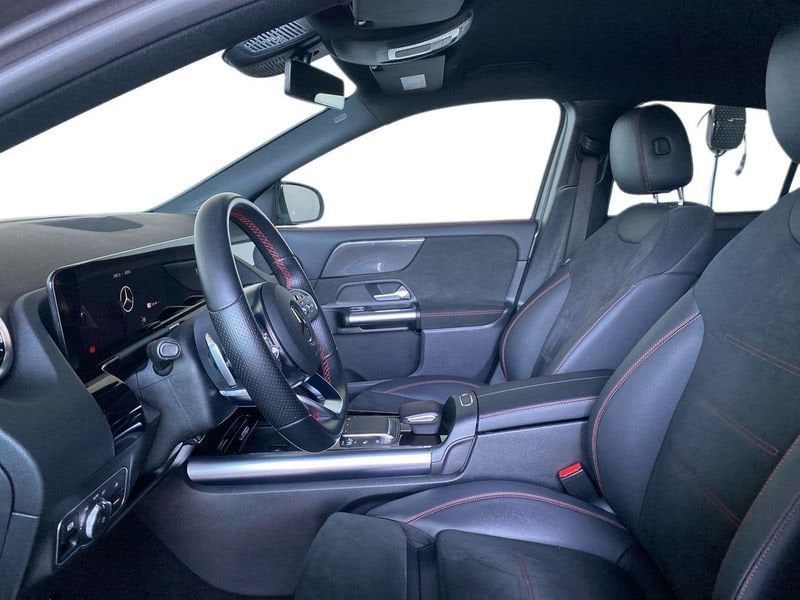 Mercedes-Benz GLA 250 2023