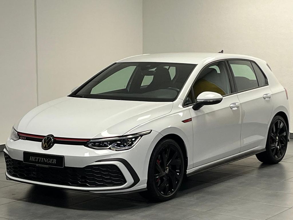 Volkswagen Golf 2024