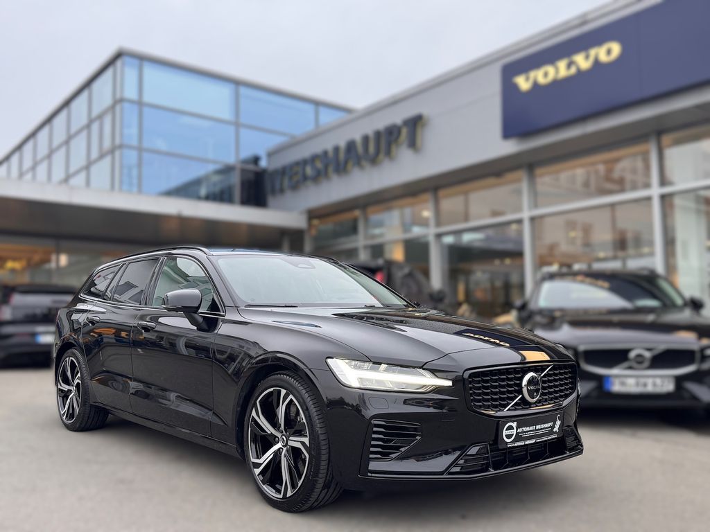 Volvo V60 2025