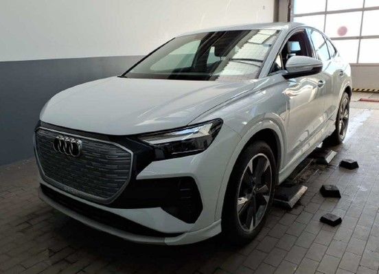 Audi Q4 2021