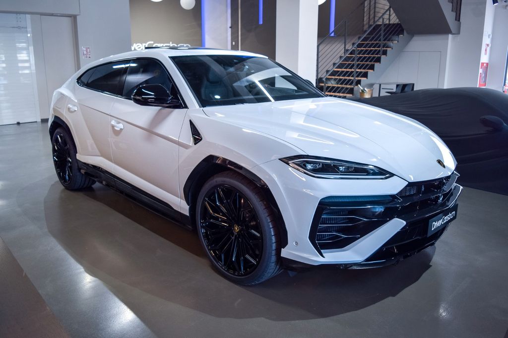 Lamborghini Urus 2026