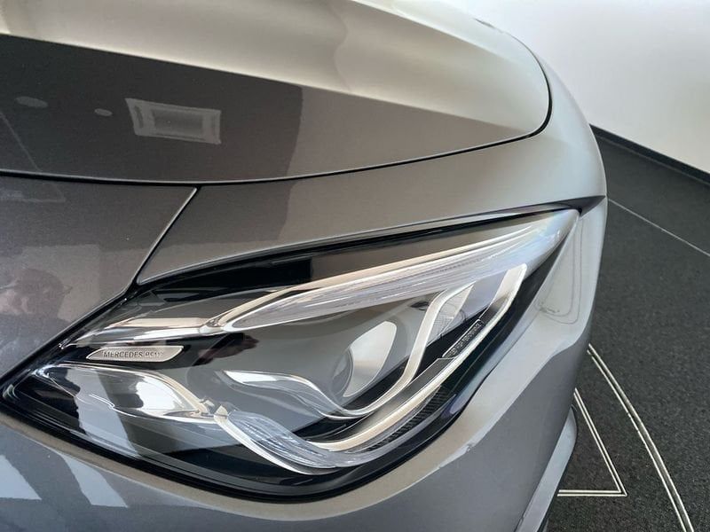 Mercedes-Benz GLA 250 2023