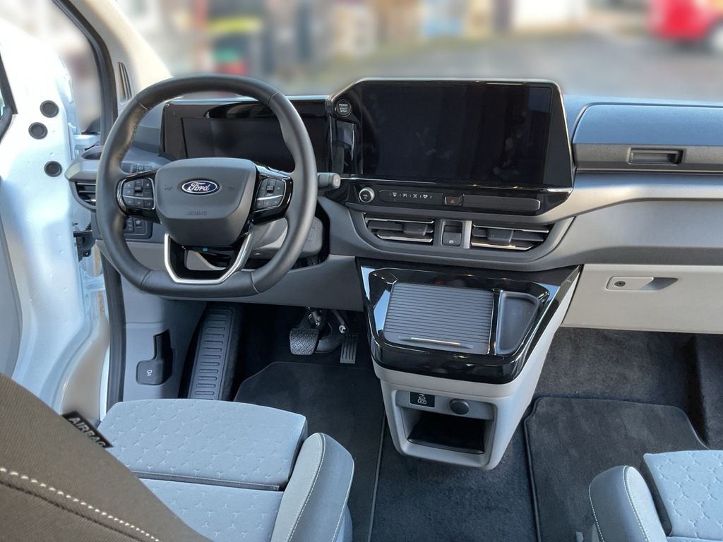 Ford Tourneo Custom 2024