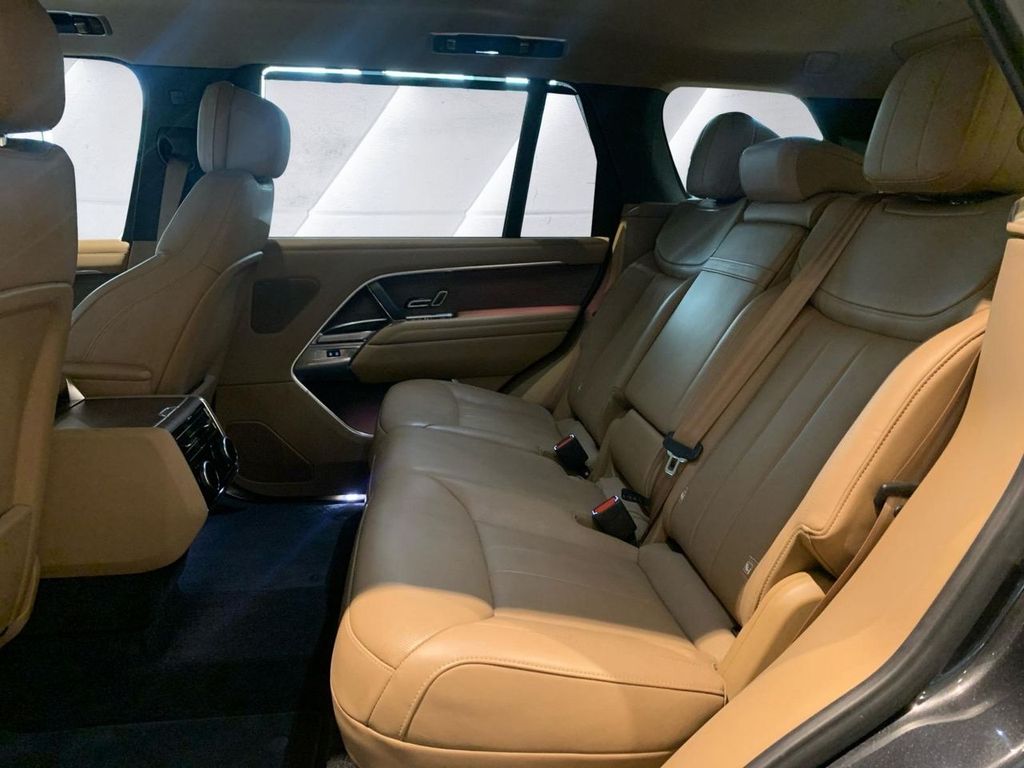 Land Rover Range Rover 2023