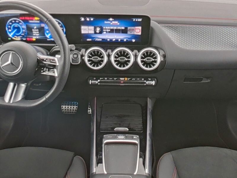 Mercedes-Benz EQA 2024