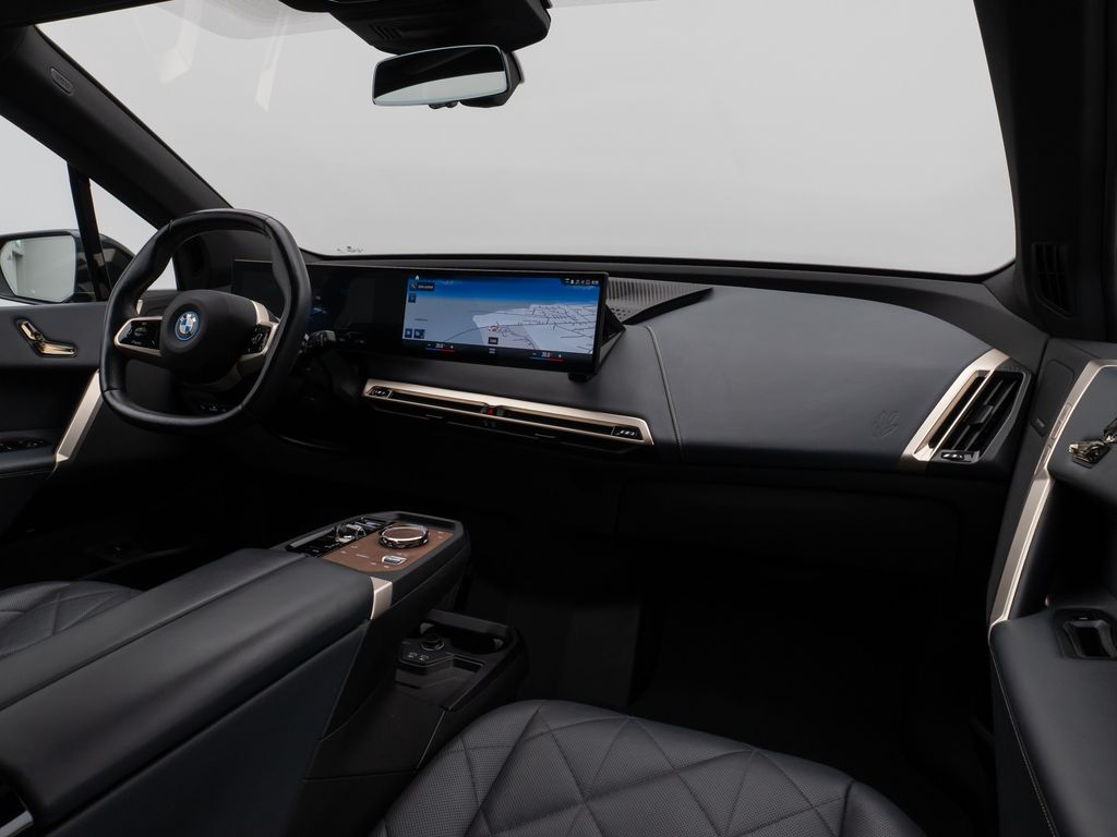 BMW iX 2022