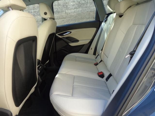 Audi Q6 e-tron 2024