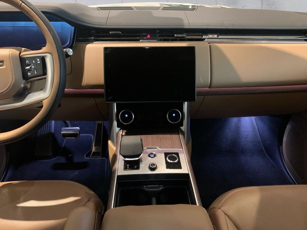 Land Rover Range Rover 2023