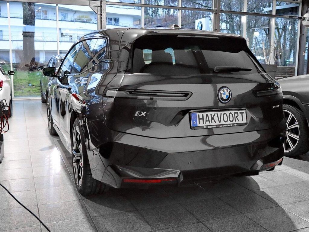 BMW iX 2022