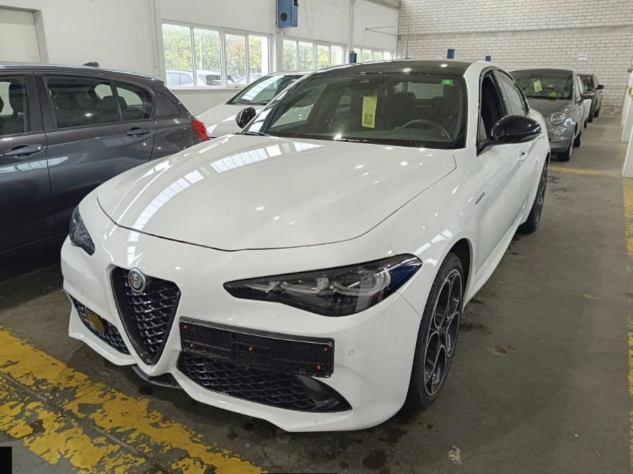 Alfa Romeo Giulia 2024