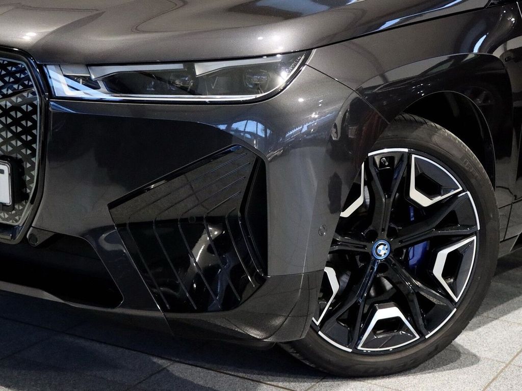 BMW iX 2022