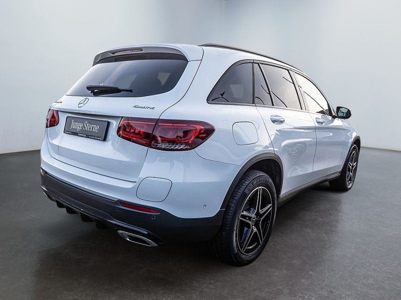 Mercedes-Benz GLC 300 2021
