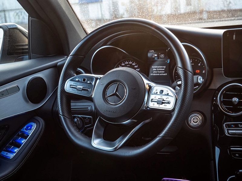 Mercedes-Benz GLC 300 2021