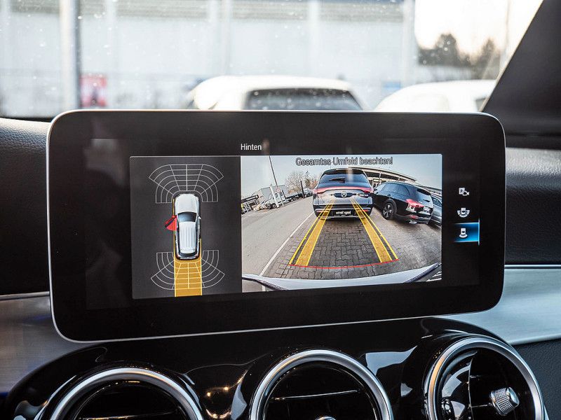 Mercedes-Benz GLC 300 2021