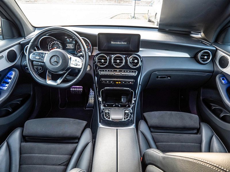 Mercedes-Benz GLC 300 2021