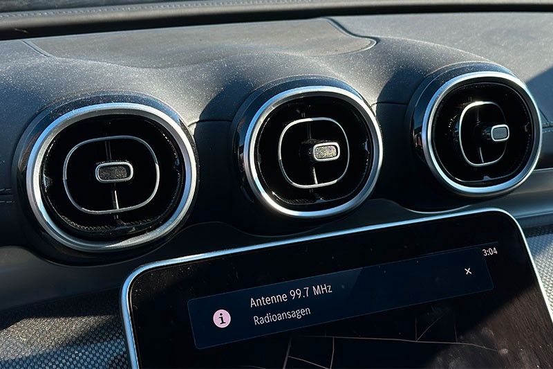 Mercedes-Benz C 300 2024