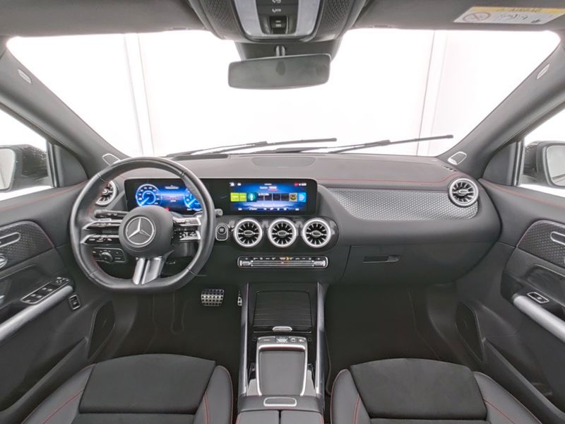 Mercedes-Benz EQA 2024