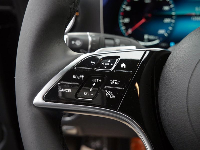 Mercedes-Benz E 300 2022