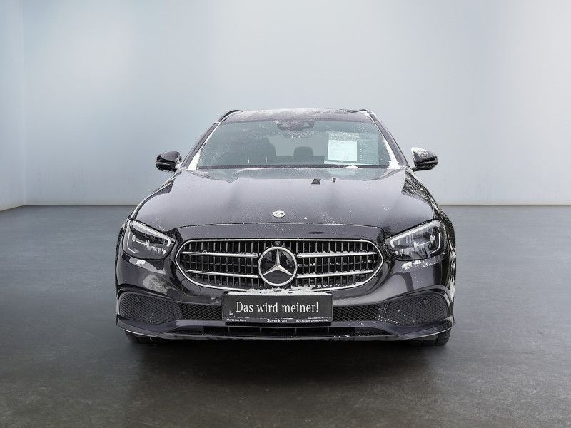 Mercedes-Benz E 300 2022