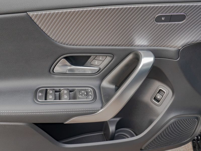 Mercedes-Benz A 250 2025