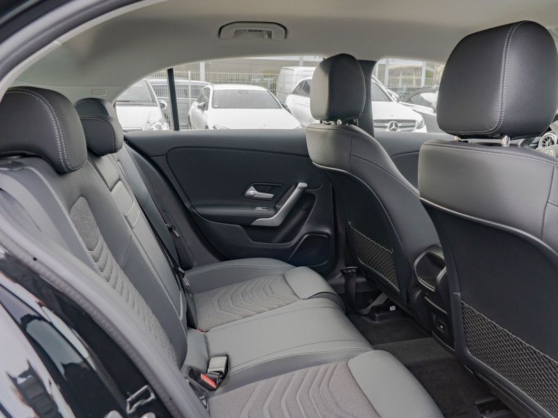 Mercedes-Benz A 250 2025