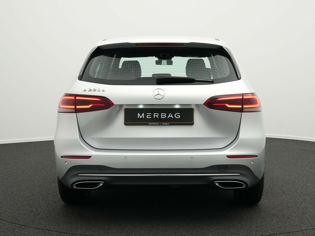 Mercedes-Benz B 220 2021