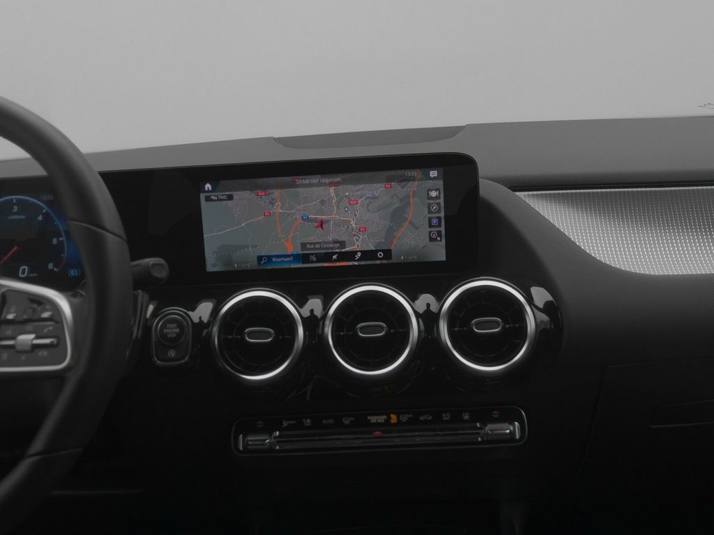 Mercedes-Benz B 220 2021