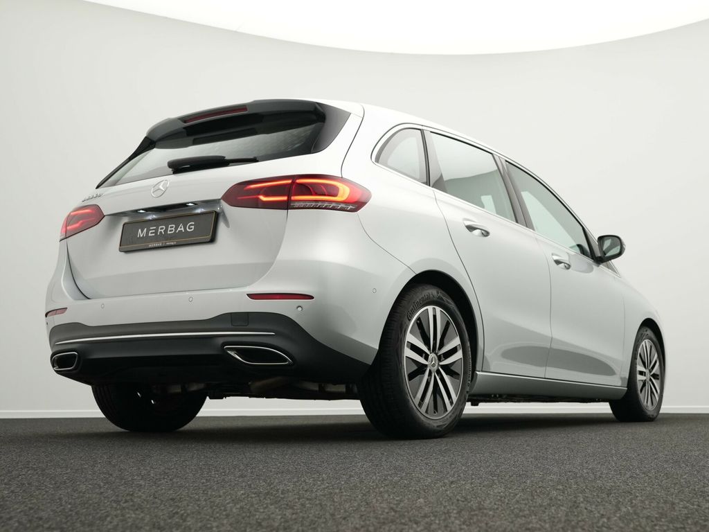 Mercedes-Benz B 220 2021