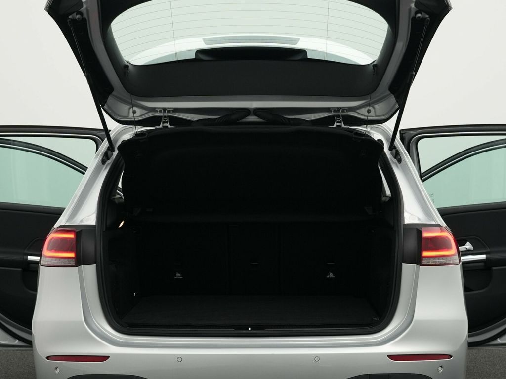 Mercedes-Benz B 220 2021