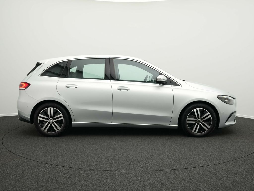Mercedes-Benz B 220 2021