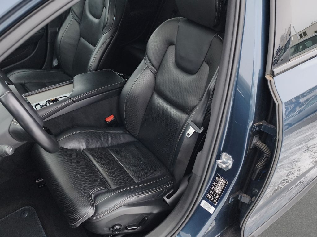 Volvo V90 Cross Country 2020