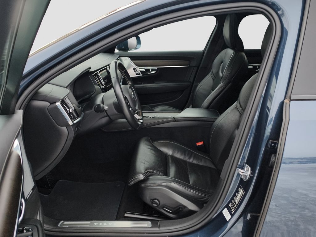 Volvo V90 Cross Country 2020