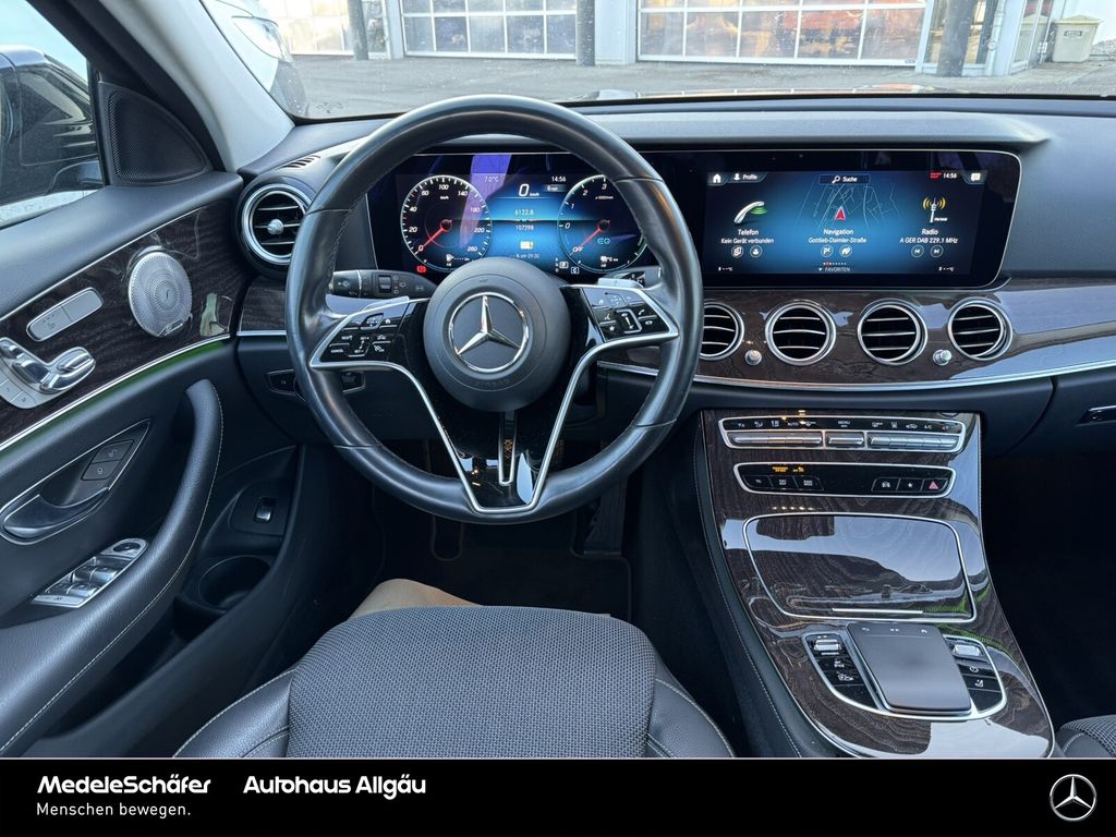 Mercedes-Benz E 300 2022