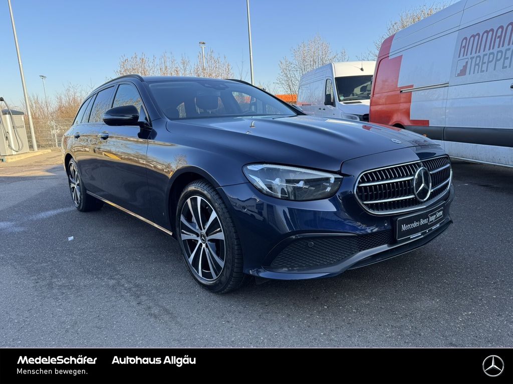 Mercedes-Benz E 300 2022
